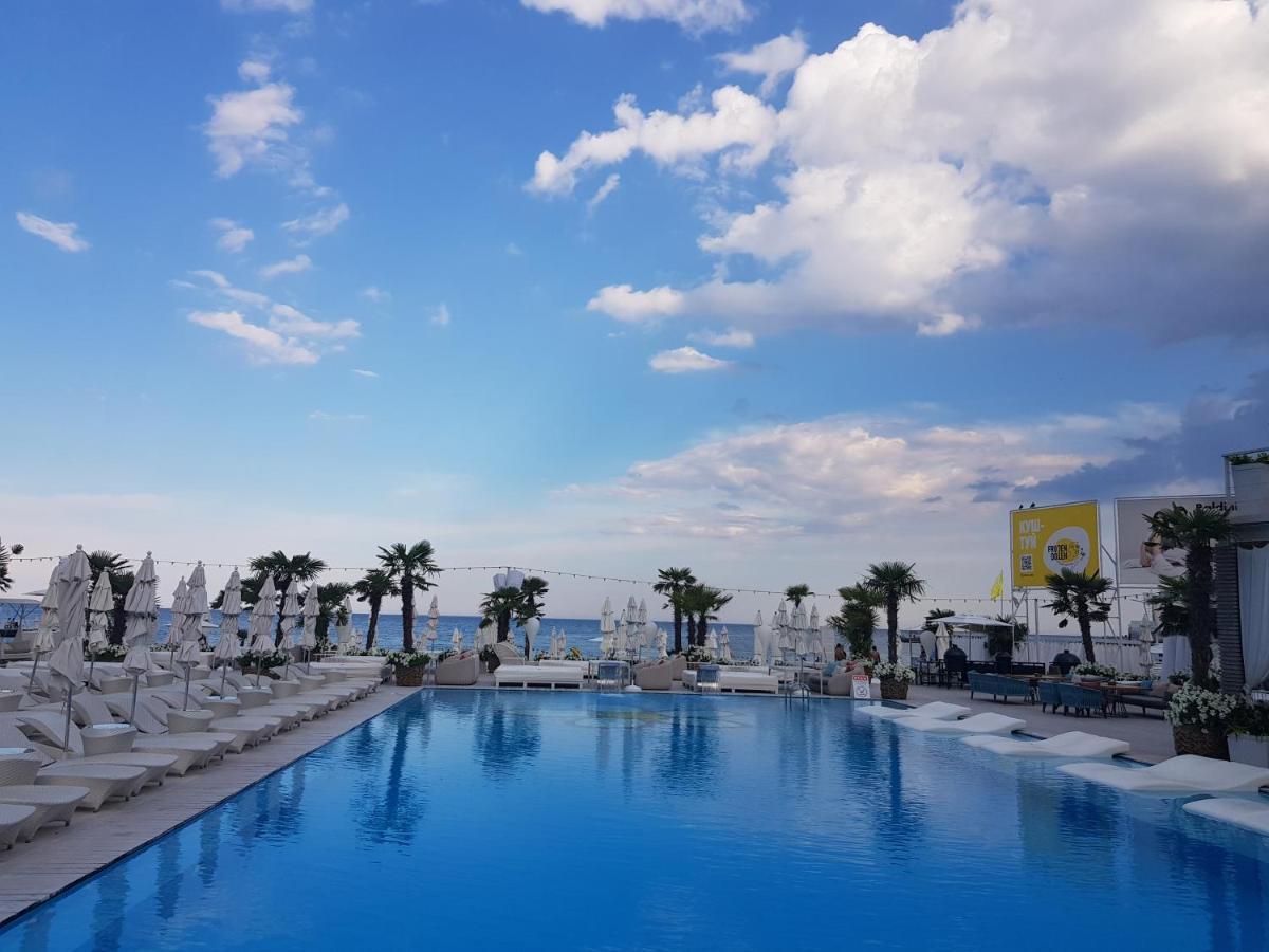 Ferienwohnung Arcadia Sky Odessa Exterior foto