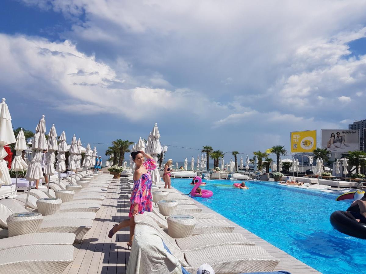 Ferienwohnung Arcadia Sky Odessa Exterior foto